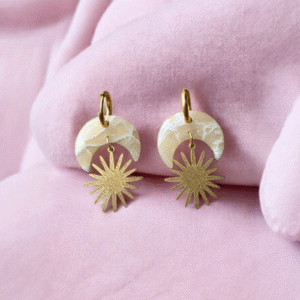 Pendientes Sol y luna marmado blanco